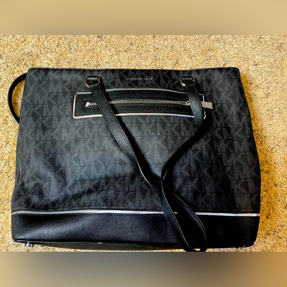 Michael Kors Tote